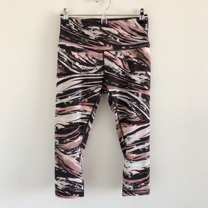 Lululemon High Rise Wunder Under Crop Tight 8